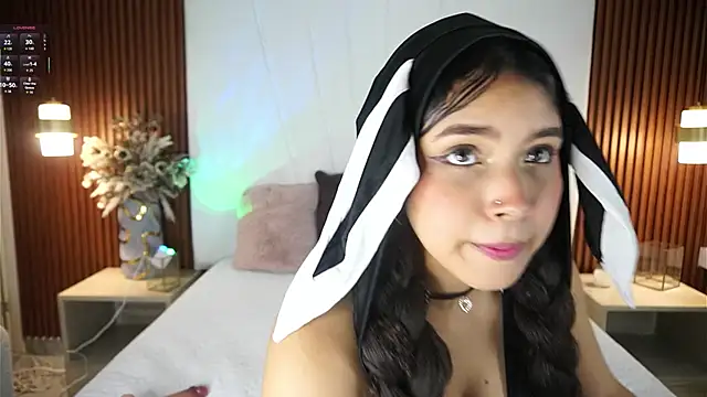 EloiseSweetxx online show from February 4, 6:36 pm