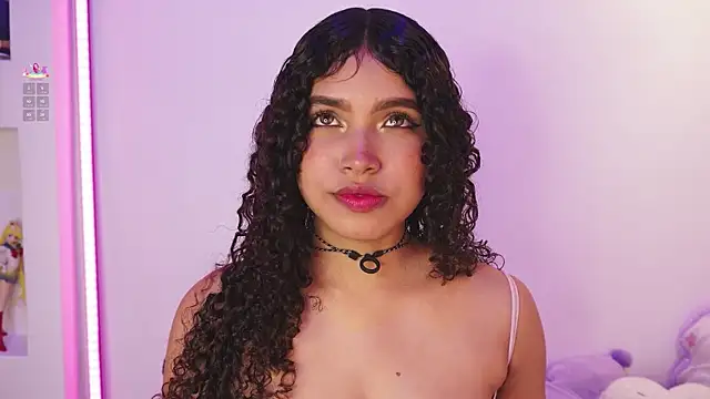 EloiseSweetxx online show from April 10, 1:07 pm