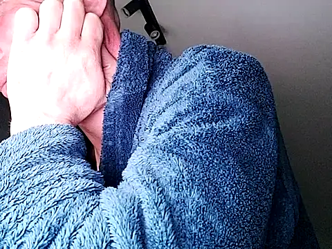 hamstiboy55 online show from April 2, 7:42 pm