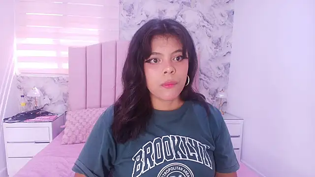 katsumi yan online show from April 4, 7:09 pm