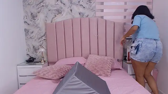 katsumi yan online show from December 16, 7:07 pm