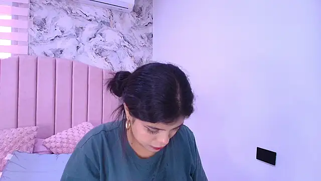 katsumi yan online show from February 12, 7:13 pm