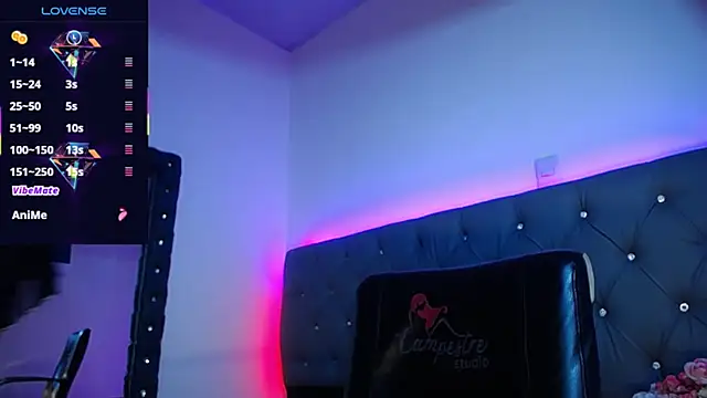 Emily Jedet online show from November 30, 3:18 am