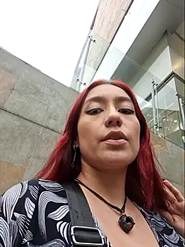 Eveeelyn25 online show from November 23, 9:47 pm