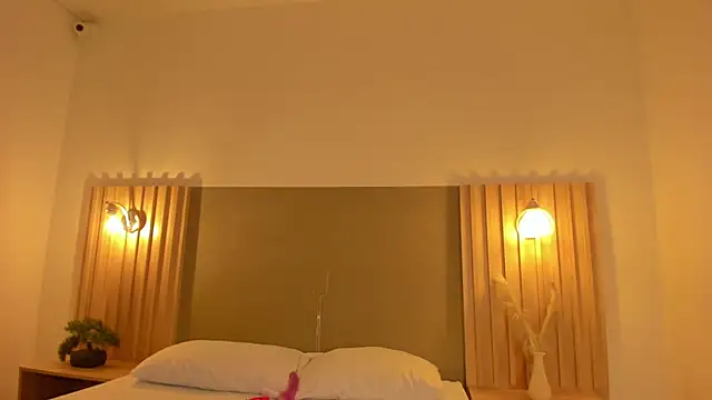 samantha loughty online show from January 8, 7:42 pm