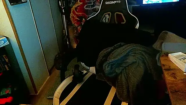 watchmegamer online show from November 28, 2:17 pm