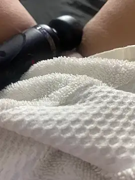 emiirosse online show from February 5, 7:26 am