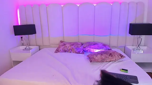 CleoColliva  online show from January 8, 3:34 am