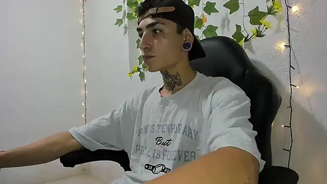 Snapshot of beatandtalk chatting on November 28, 7:52 am beatandtalk online show from November 28, 7:52 am