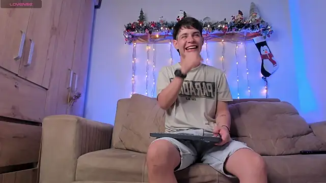 steveen universe28 online show from November 27, 11:27 pm