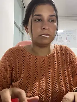 ArinaFoxx online show from November 22, 4:55 am