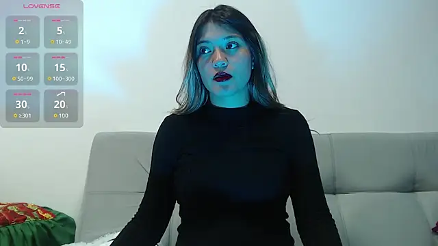 hanna  jones7 online show from December 18, 2:16 am