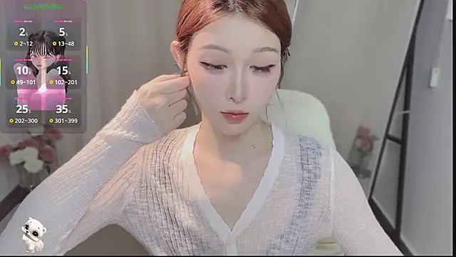 Snapshot of cat_cat- chatting on June 27, 1:33 am cat cat- online show from June 27, 1:33 am