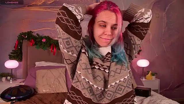 Snapshot of LiraBelle chatting on January 12, 3:13 am LiraBelle online show from January 12, 3:13 am