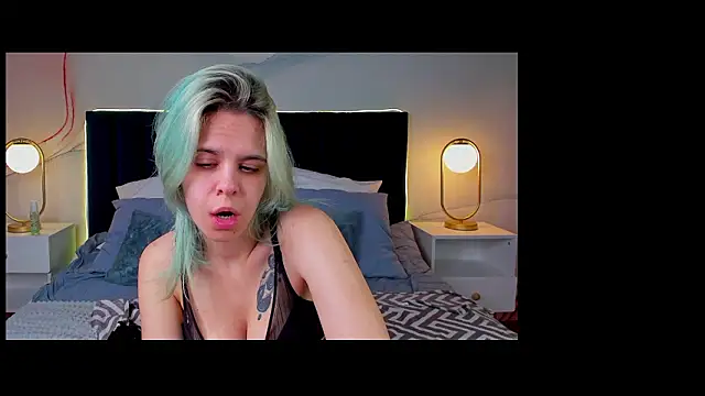 LiraBelle online show from March 12, 3:23 am