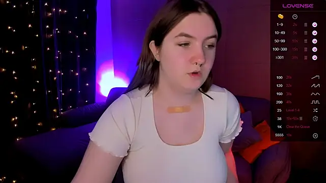 lovelyy julia online show from March 16, 8:18 am