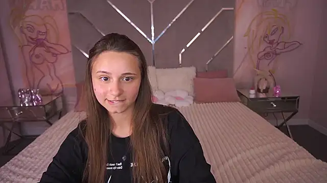 Snapshot of TinyNatalie chatting on July 16, 3:42 pm TinyNatalie online show from July 16, 3:42 pm