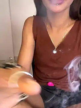 LOVELY BABYJI online show from December 18, 10:30 am