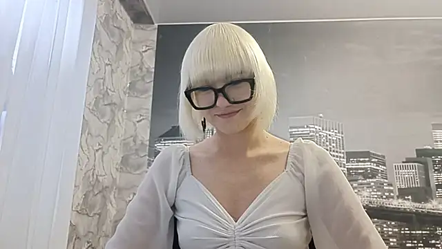 ElenoreVogtman online show from November 28, 10:15 am