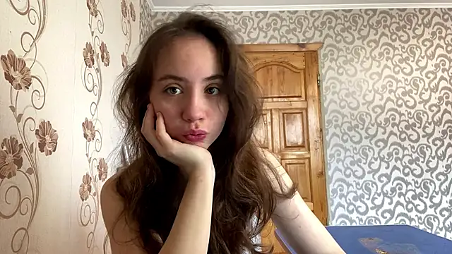 ChandaApplin online show from December 15, 9:04 am