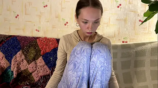 Snapshot of PaulaTisch chatting on December 15, 4:13 pm PaulaTisch online show from December 15, 4:13 pm