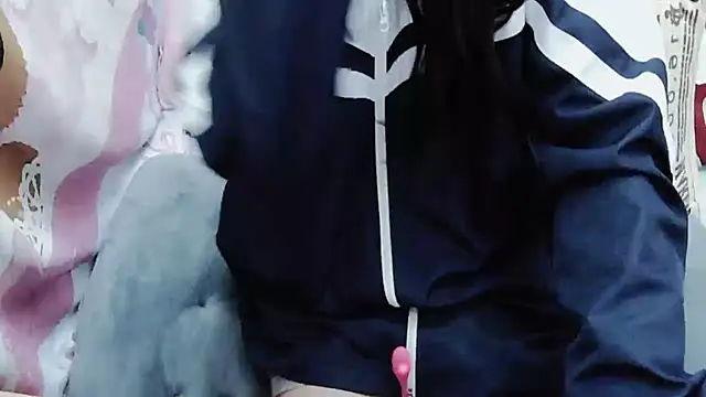 Alice-Hot88 online show from February 3, 11:59 am