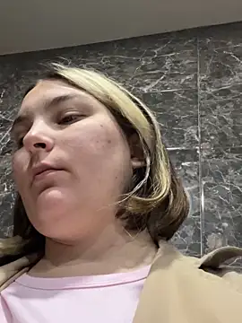 KateBurlesk online show from November 26, 9:09 am