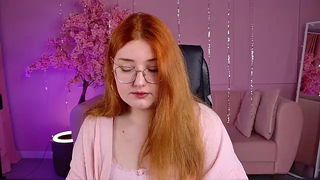 StaceyJensen online show from March 16, 1:48 pm