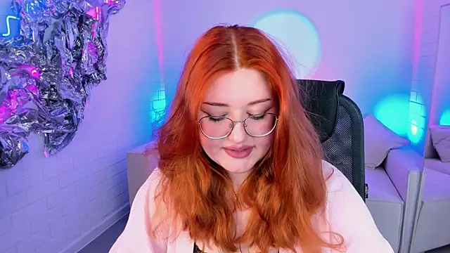 StaceyJensen online show from February 27, 10:59 am