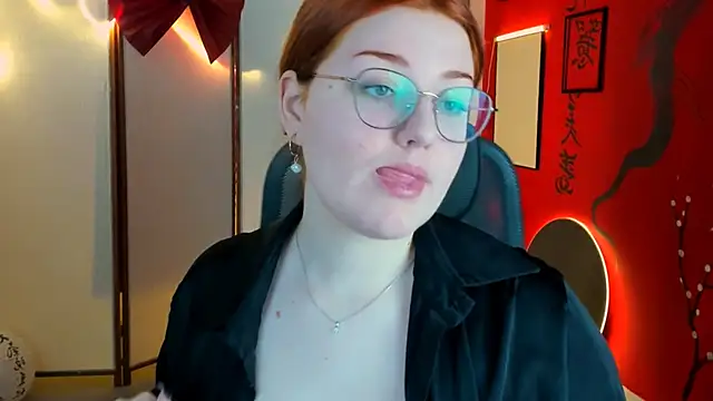 StaceyJensen online show from February 11, 9:53 am