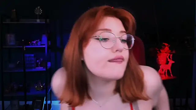 StaceyJensen online show from April 13, 10:08 am