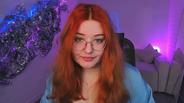 StaceyJensen online show from February 5, 9:27 am