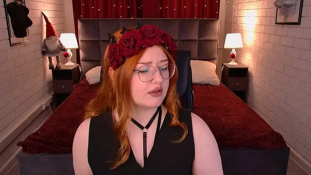 StaceyJensen online show from March 5, 1:19 pm