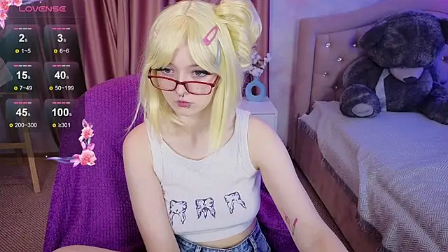 Snapshot of milanastars chatting on February 2, 6:01 am milanastars online show from February 2, 6:01 am