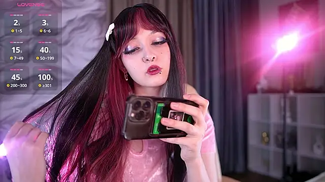 Snapshot of milanastars chatting on February 15, 7:09 am milanastars online show from February 15, 7:09 am