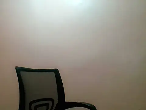 divinegrace1983 online show from December 23, 10:47 am