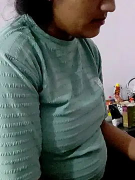 Hot hania online show from December 1, 3:29 am