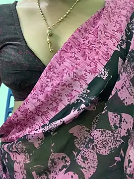honeygirl6996 online show from July 4, 7:04 am