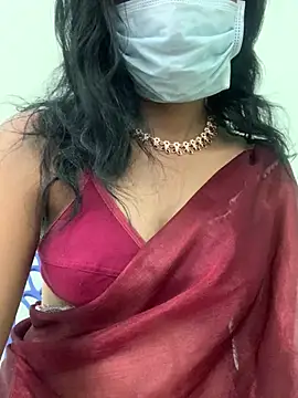 honeygirl6996 online show from April 22, 7:37 am