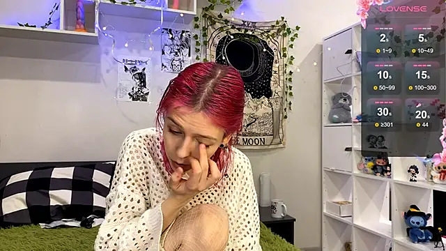 Snapshot of FairyLuna chatting on February 25, 7:36 pm FairyLuna online show from February 25, 7:36 pm