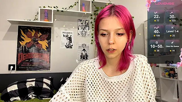 Snapshot of FairyLuna chatting on February 24, 8:42 pm FairyLuna online show from February 24, 8:42 pm