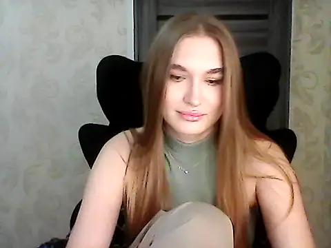 Snapshot of AnyaSmack chatting on November 29, 1:44 pm AnyaSmack online show from November 29, 1:44 pm