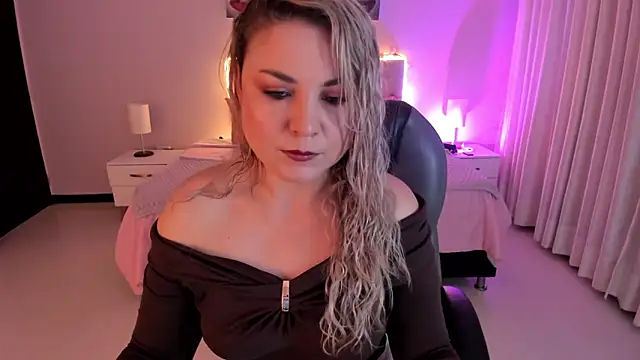 Violeta Hotter online show from January 8, 11:05 am