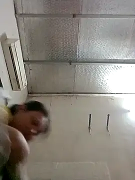 Snapshot of lynae-0 chatting on November 28, 8:31 pm lynae-0 online show from November 28, 8:31 pm