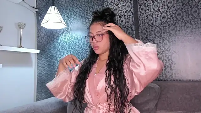 AmberRoses  online show from December 22, 1:11 pm