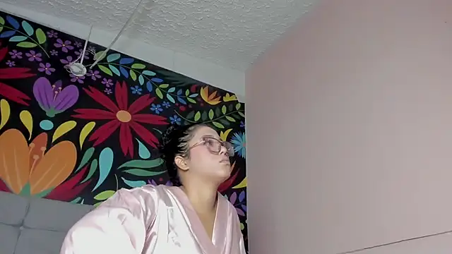 AmberRoses  online show from November 26, 12:49 pm