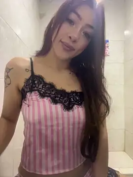 Snapshot of DAKOTA_SAKURA chatting on June 11, 10:23 am DAKOTA SAKURA online show from June 11, 10:23 am
