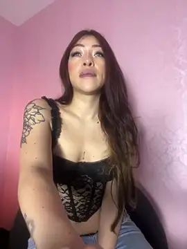 Snapshot of DAKOTA_SAKURA chatting on June 2, 1:11 pm DAKOTA SAKURA online show from June 2, 1:11 pm