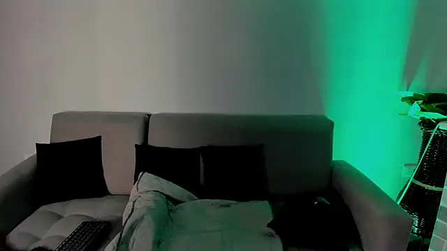 DAKOTA SAKURA online show from January 8, 12:11 pm