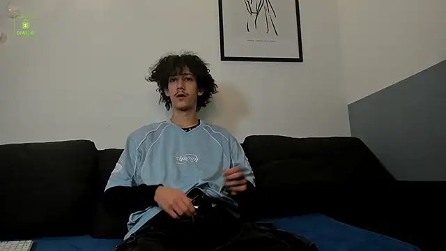 Dilan Wolfe online show from November 30, 5:14 pm